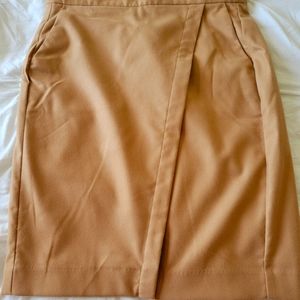 Skirt Beige Banana Republic Pettit Size 0